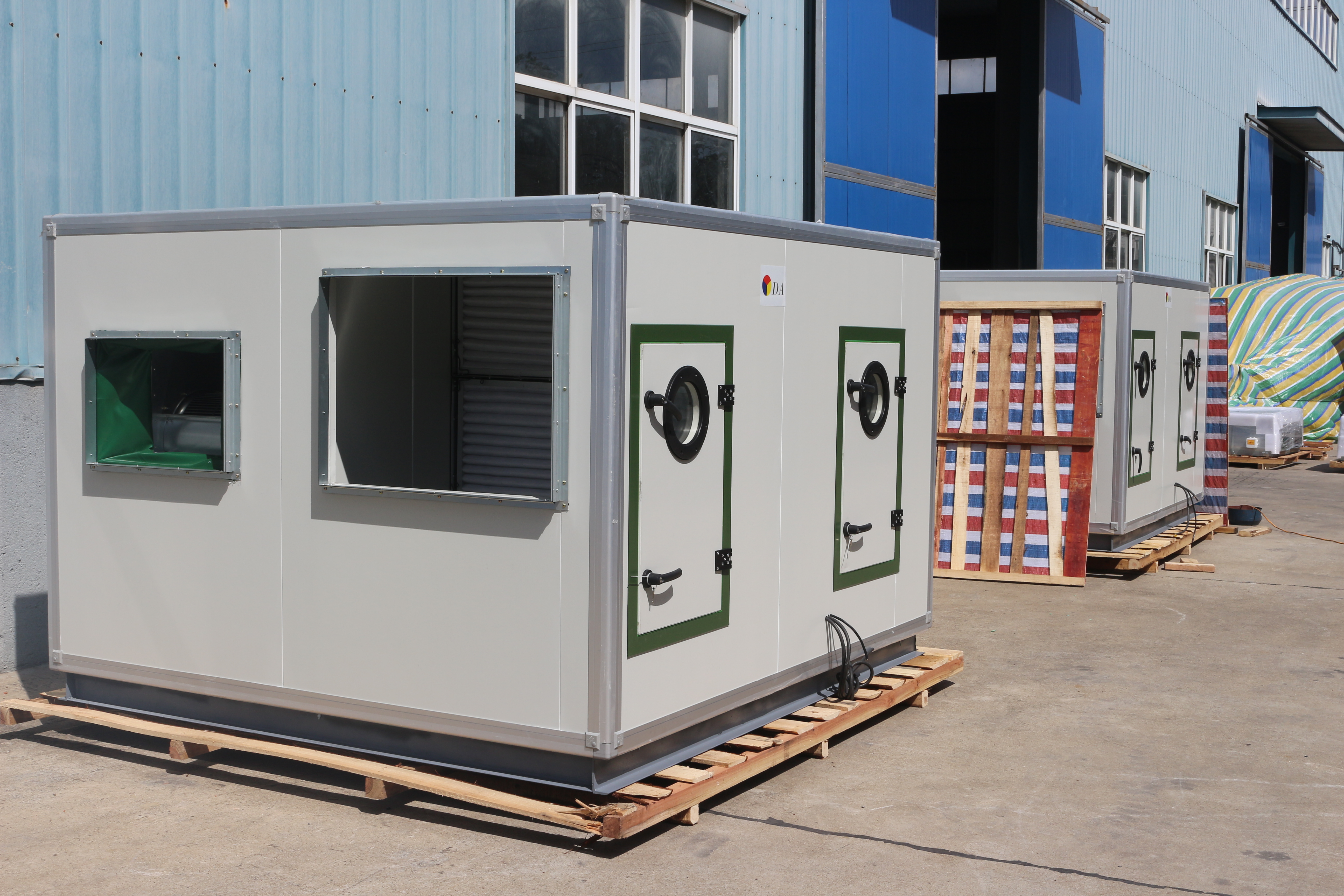 《集裝箱式空調機組在醫療行業的重要應用》